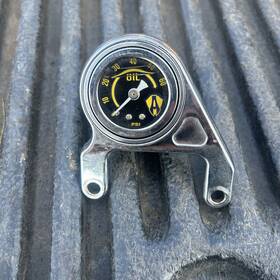 15-658 Arlen Ness - Oil Pressure Gauge Kit Radius Chrome