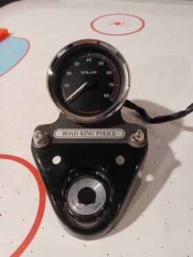 67866-03 Genuine Harley-davidson Road King Police Tachometer