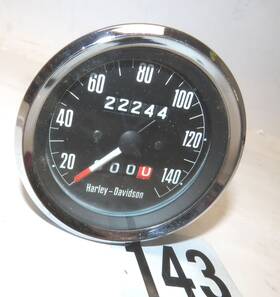 612944.2 Harley-davidson Vintage 3-1/2 Inch Facing Oem Motorcycle Mechanical Speedometer