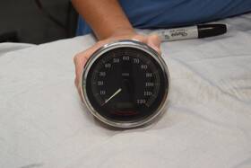 Harley-davidson 670033-99a Used 1999-2003 Oem Stock Speedometer Dyna Softail Road King