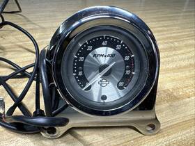 Harley-davidson 69676-06 Harley-davidson Mini Tachometer Oem