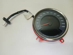 709000684 Harley-davidson 18-25 Softail Speedometer 32k Miles