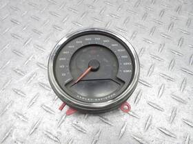 70900684c Harley-davidson 2019 Flsb Sport Glide Oem Gauge Speedometer Display Clock Parts