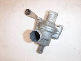 19300-ml7-003 Honda 93-97 Cbr900rr Oem Thermostat W Housing Assembly