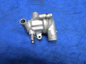 19310-mee-305 Honda 03-04 Cbr600rr Cbr 600 Rr Oem Thermostat Housing