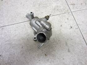 Honda 19311-mbw-305 99-00 Cbr600f4 Cbr600 Cbr F4 Oem Thermostat Housing
