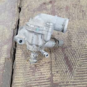 19315-mcj-000 Honda 2000 2001 Cbr929rr Oem Thermostat Housing Assembly