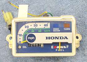 37200-gk8-671 Honda Speedometer Assy Nq50 Spree Mph Vintage Scooter S2l2