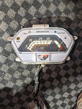 37210-gn2-610 Honda 86 Aero 50 Nb50 Speedometer Speedo And Harness