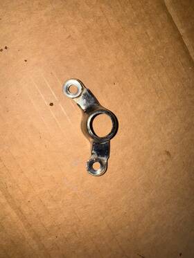 Honda 37565-137-672sg 74-76 Xl-70 Turn Signal Indicator Light Bracket