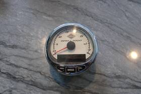 79-879897-b27 Mercury Silver Sc1000 Tachometer #79-879897-b27 In Good Working Condition