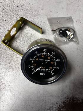 550km-x3 Stewart Warner Vintage Rare Speedometer 0-80 Mph Like New 889 Miles Shown