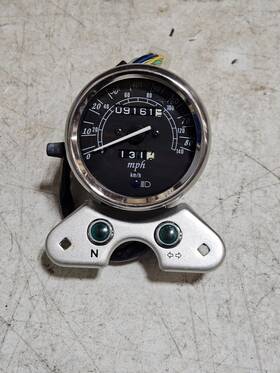 34950-13f30 Suzuki 2009 Gz250 Gz 250 Speedometer Speedo Gauge Module With Mount