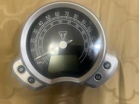 Triumph T2502536 2016 Street Twin Speedometer Gauge Instrument Cluster