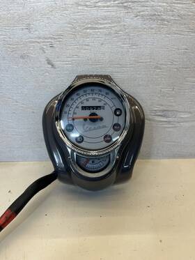 64018400 Vespa 640184 Piaggio Lxv 150 Gauge Speedometer With Cover Oem 928 Mi 09-16