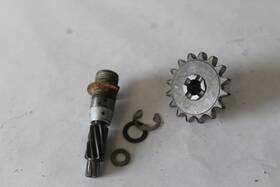 214-178 Yamaha 1968 Dt1 Dt 1 Enduro 250 Tachometer Gear Pinion