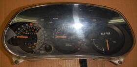 36y-83570-g1-00 Yamaha Fj1100 Fj1100l Fj1100n 1984-1985 Speedometer And Tachometer Assembly