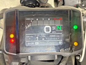 Yamaha Bam-8353e-20-00 Mt09 Xsr900 Mtm900 21 22 23 24 Digital Speedometer 4999 Miles